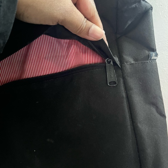 Herschel Supply Company Classic Black Tote - Picture 7 of 10